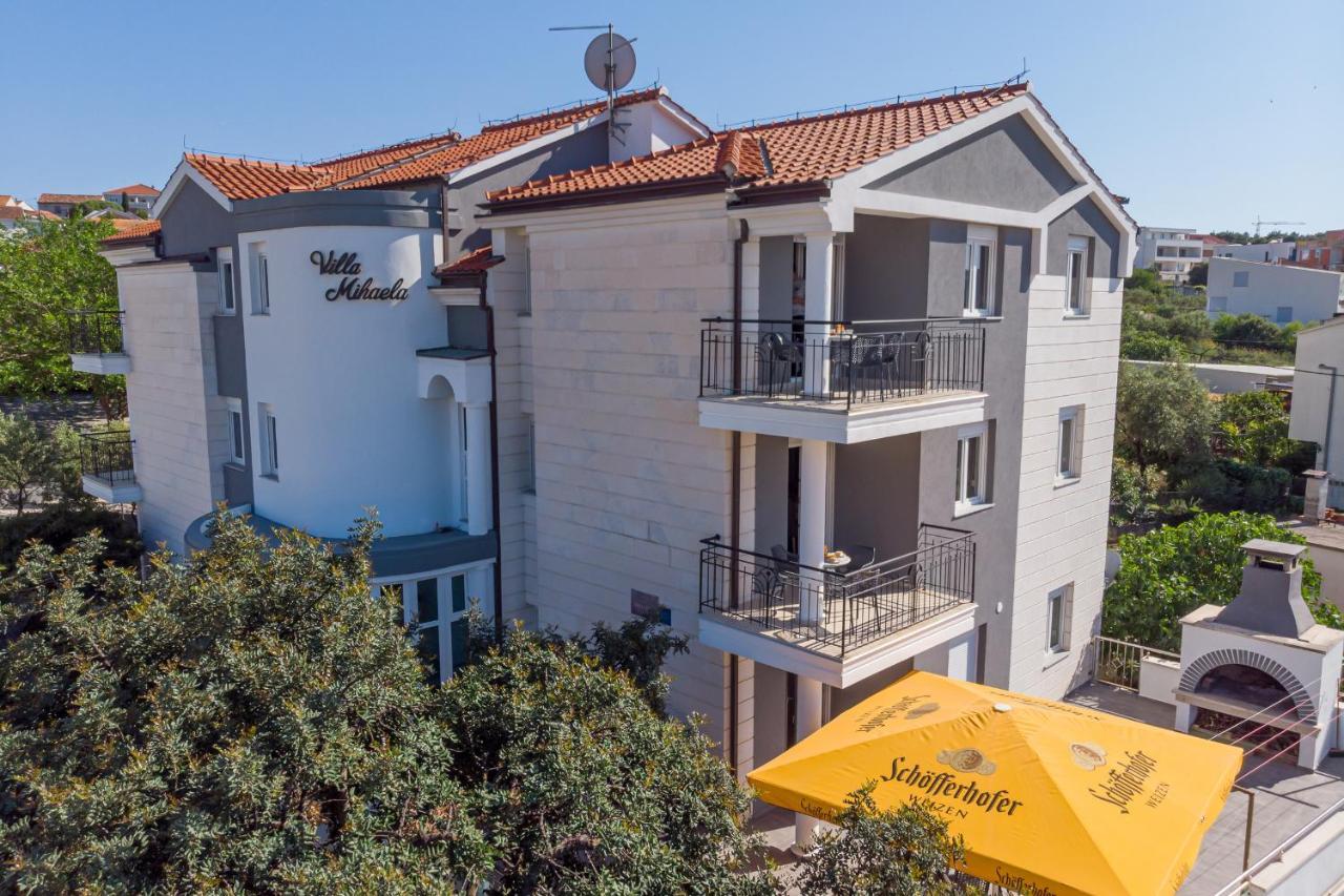 Island Resort Mihaela - Happy Rentals Trogir Exterior photo
