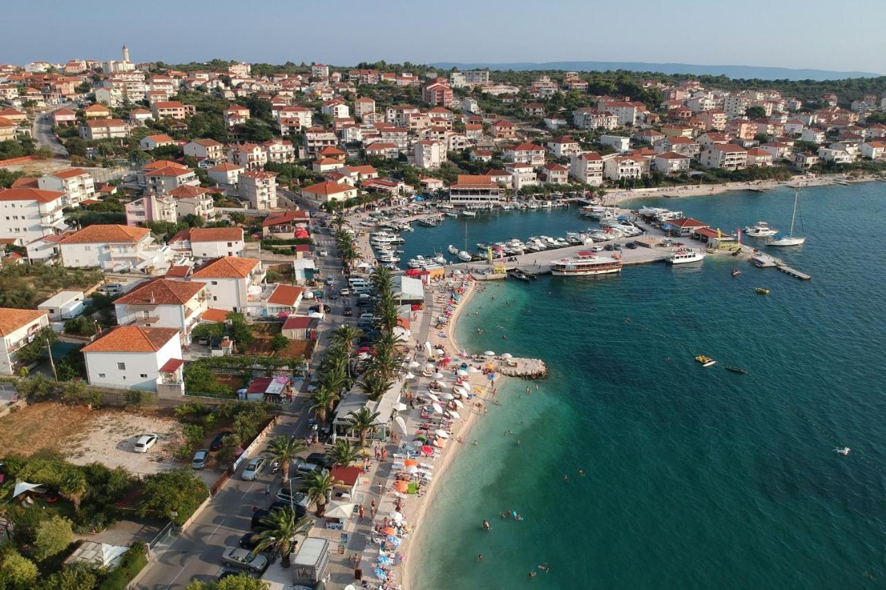 Island Resort Mihaela - Happy Rentals Trogir Exterior photo